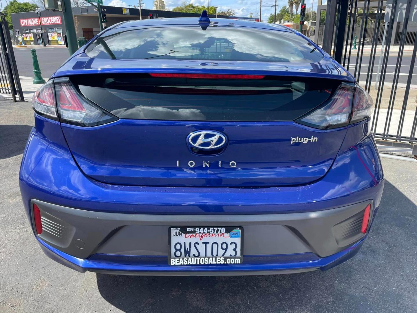 2021 BLUE /GRAY Hyundai Ioniq Plug-In Hybrid (KMHC75LD5MU) , located at 744 E Miner Ave, Stockton, CA, 95202, (209) 944-5770, 37.956863, -121.282082 - Photo#14